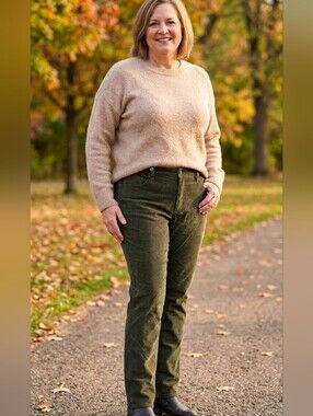 Parasuco Olive Green Straight-Leg Corduroy Pants